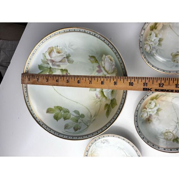 Vintage China Plate Bavaria Vohenstrauss (Roses) - Picture 6 of 6